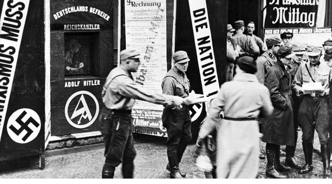A German polling station in the middle of the Nazi terror